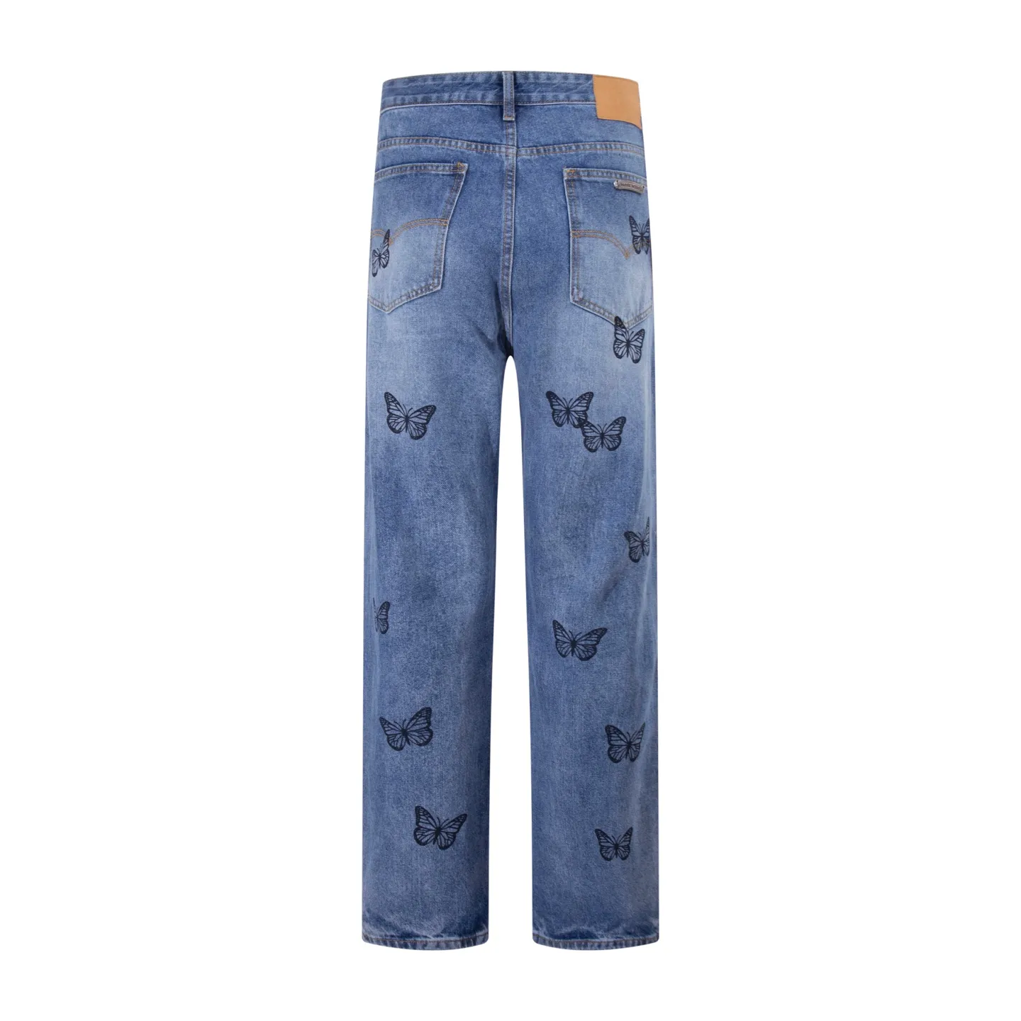 P240 Style No.: H96 Croxin & 𝐂𝐡𝐫𝐨𝐦𝐞 𝐇𝐞𝐚𝐫𝐭 Pingtai SS25 blue butterfly print jeans. Styles with different wash textures are very friendly to people with thin legs. The slightly flared version perfectly modifies the leg shape. The timeless and moderate length makes it easy to match and match. It is the basis for various styles and is a must-have in your wardrobe! The fabric is stiff but also makes the upper body soft without losing texture. The washing process is even more perfect. It is a must-have item for everyone! ! ! Washed wheat, hang tag, pants label, three labels complete Color: blue Size: 28-30-32-34